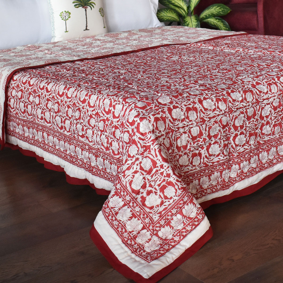 Hand Block Printed Cotton Queen Size Quilt Bauhaus Lolipop 502191