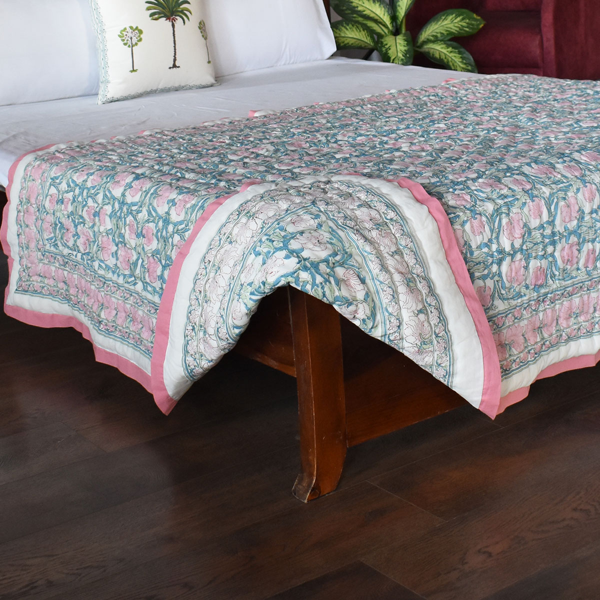 Hand Block Printed Cotton Twin Size Quilt Bauhaus Pink Flower 601774