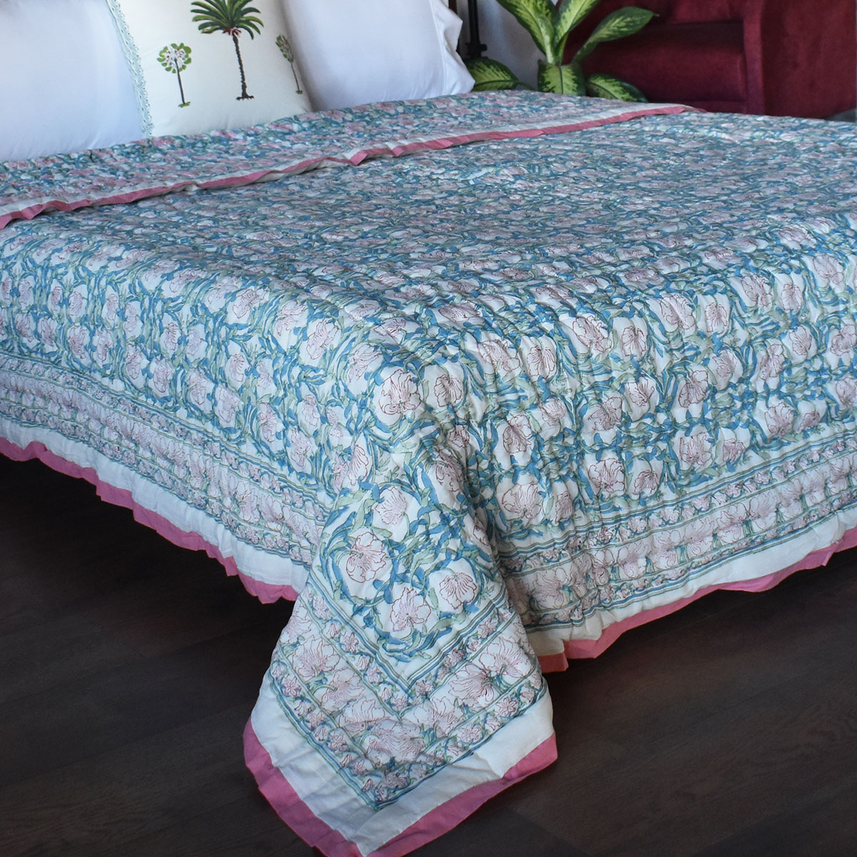 Hand Block Printed Cotton Quilt King Size  Bauhaus Pink Flower 601774