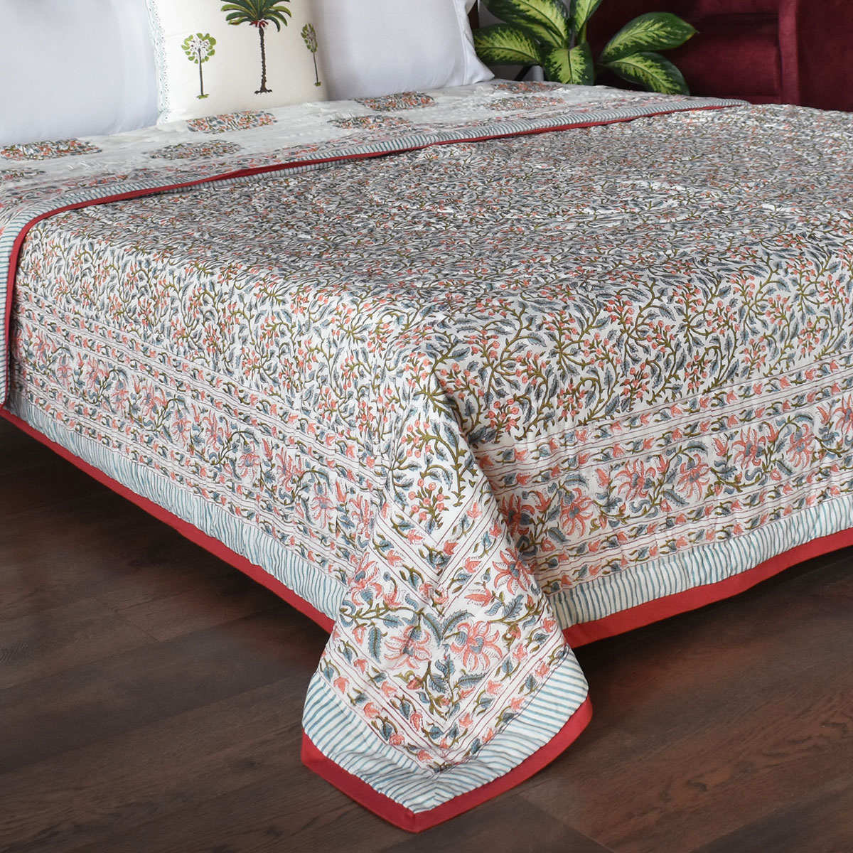Hand Block Printed Cotton Queen Size Quilt Berry Pink 106128