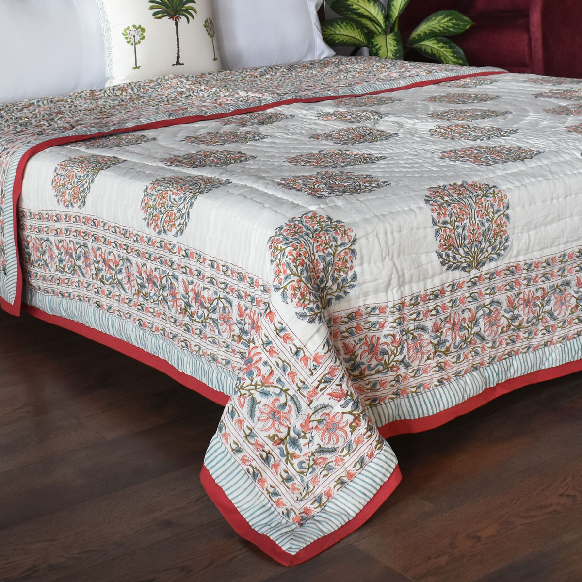 Hand Block Printed Cotton Queen Size Quilt Berry Pink 106128