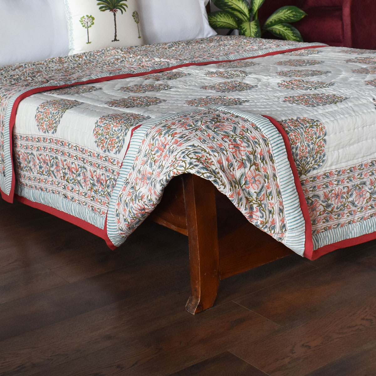 Hand Block Printed Cotton Queen Size Quilt Berry Pink 106128