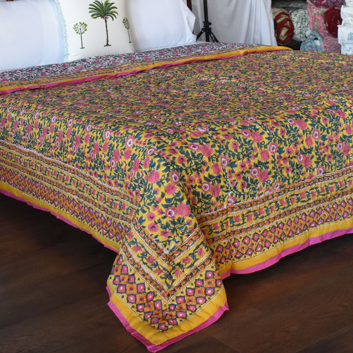 Hand Block Printed Cotton Quilt King Size Bhare Pile Phool 102376
