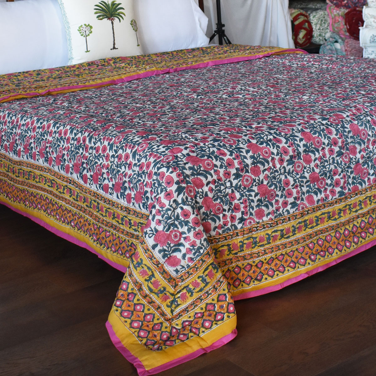 Hand Block Printed Cotton Quilt King Size  Bhare Pile Phool 102376