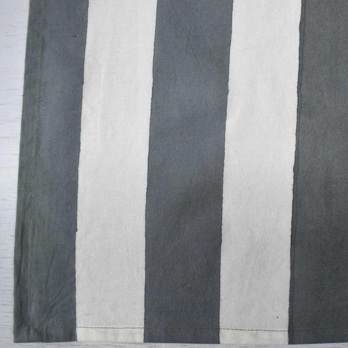 12 Seater Tablecloth  180x340 cms  Big Stripe Grey 271029