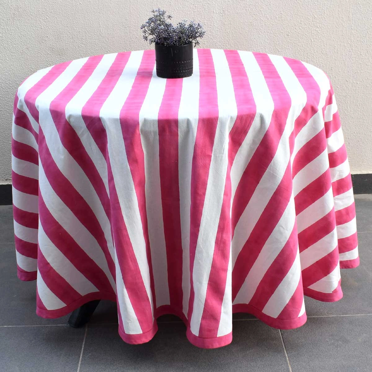 Round 220 cms Cotton French Design Table Cover Big Stripe Pink 271032