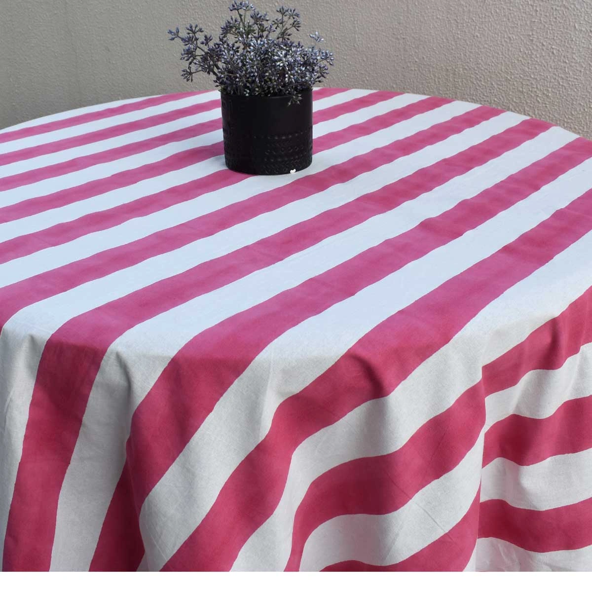 Round 220 cms Cotton French Design Table Cover  Big Stripe Pink 271032