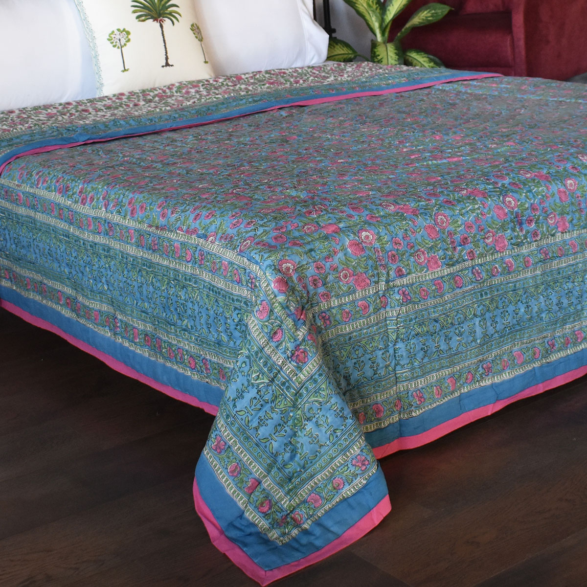 Hand Block Printed Cotton Queen Size Quilt Blue Pink Blossom 701397