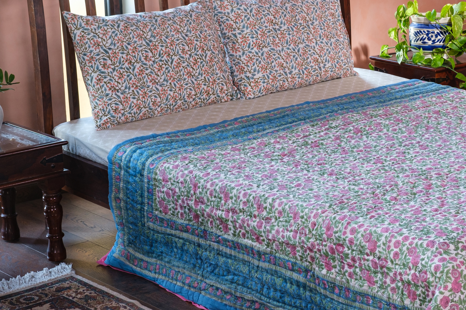 Hand Block Printed Cotton Queen Size Quilt Blue Pink Blossom 701397