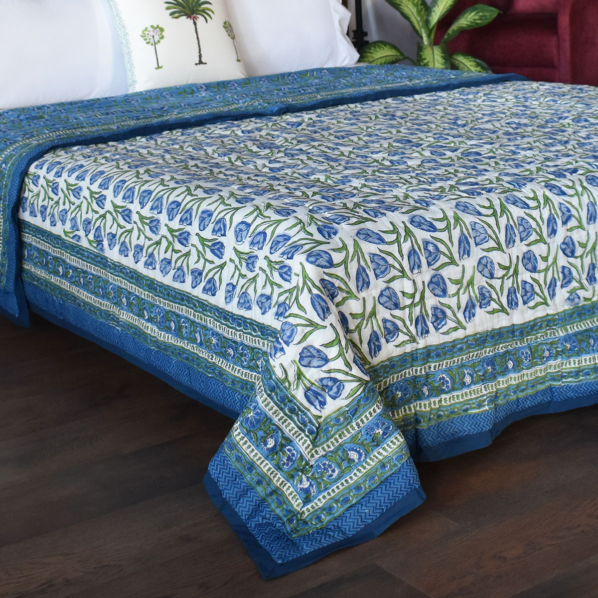 Hand Block Printed Cotton Queen Size Quilt Blue Tulip 601675