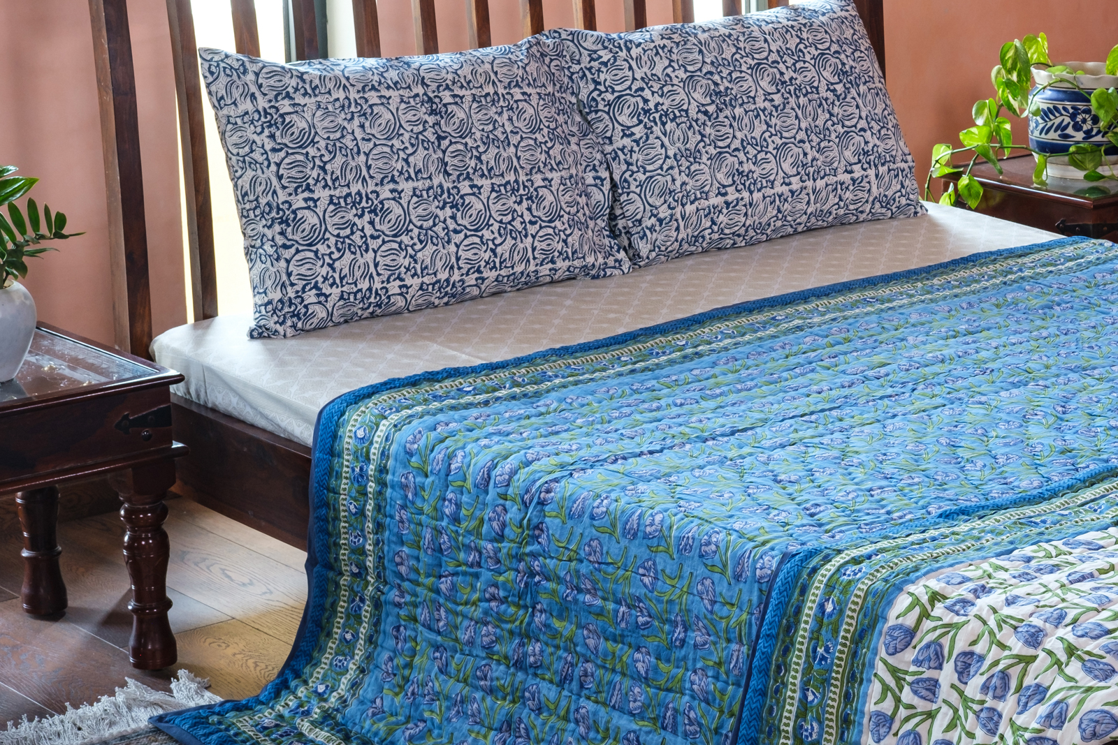 Hand Block Printed Cotton Queen Size Quilt Blue Tulip 601675