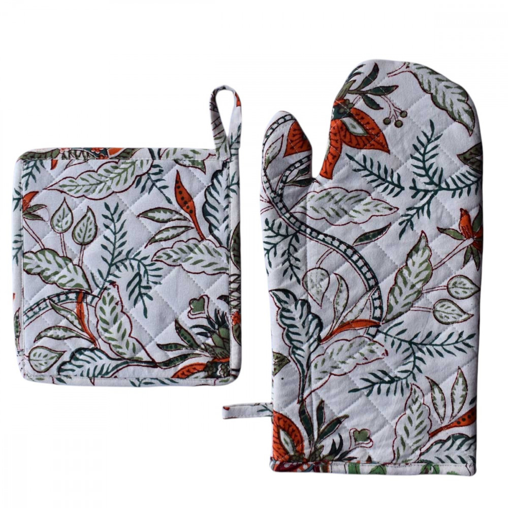 Image of Artisan-Made Hand Block Printed Oven Mitt and Pot Holder Set | Bossanova Green Open 393938
