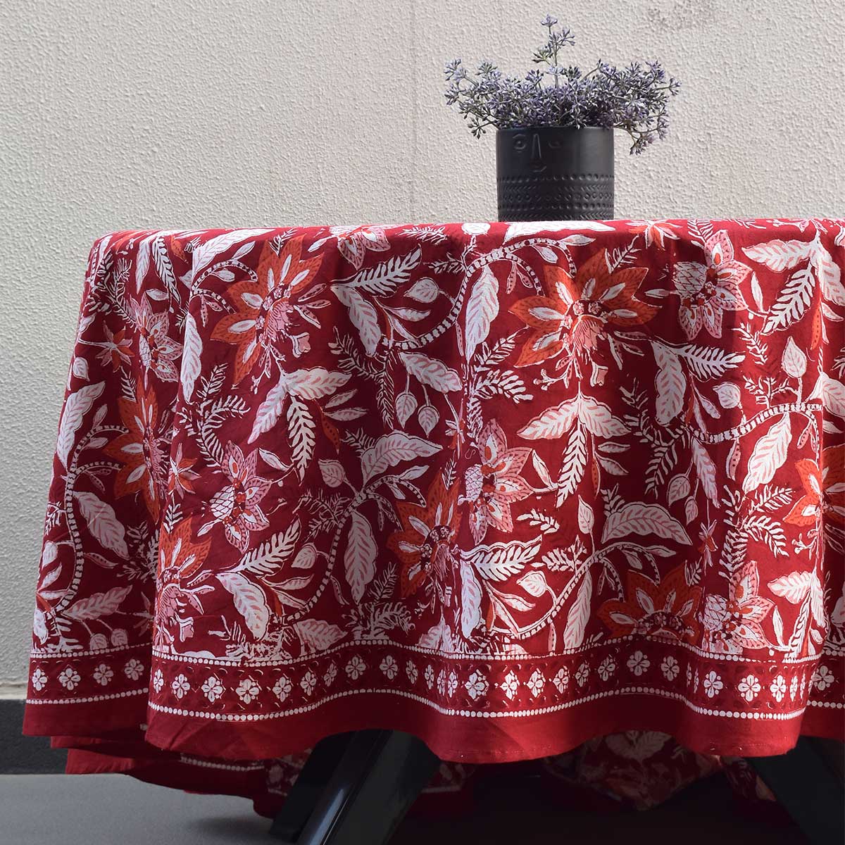 Hand Block Printed Cotton Round Tablecloth 220 cms Bossanova Red Gud 208858