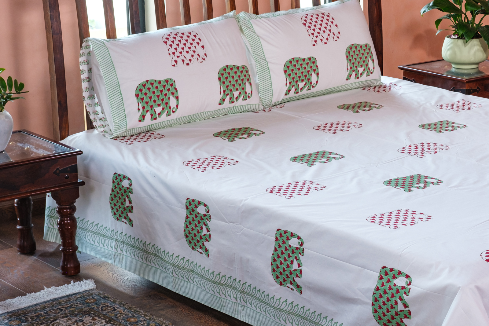 Hand Block Printed Cotton Percale Queen Size Bedspread 700220