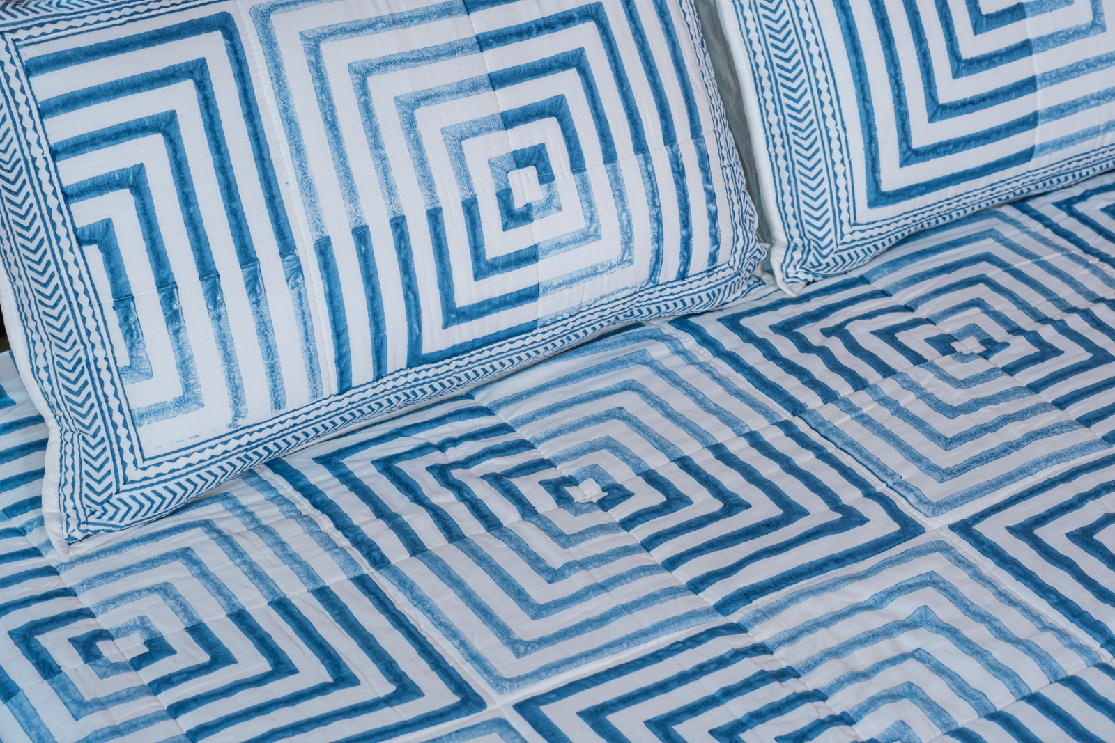 Quilted Bedspread Queen Size 100782