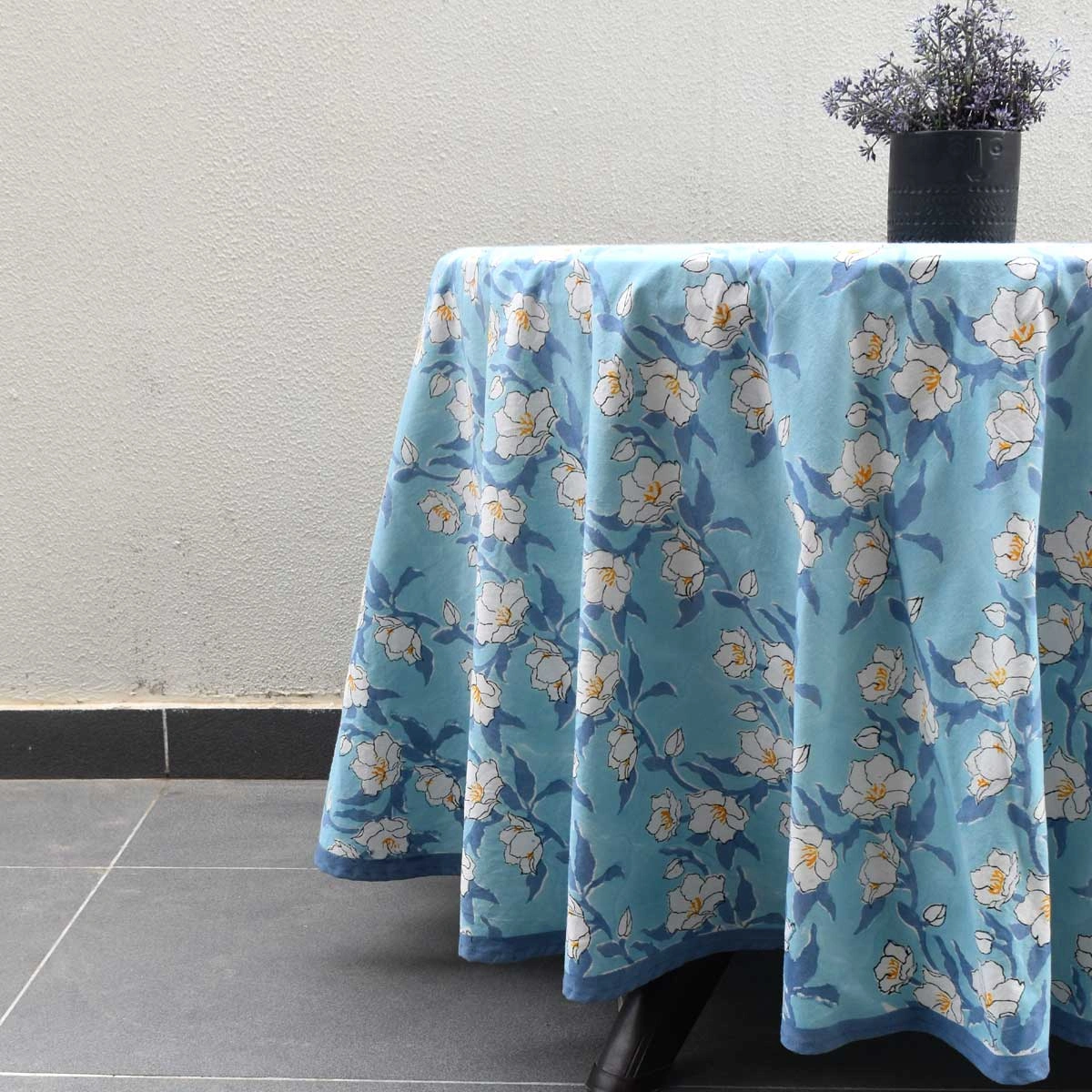 Round 275 cms 100 Cotton Tablecloth Camellia Blue Mist 260919