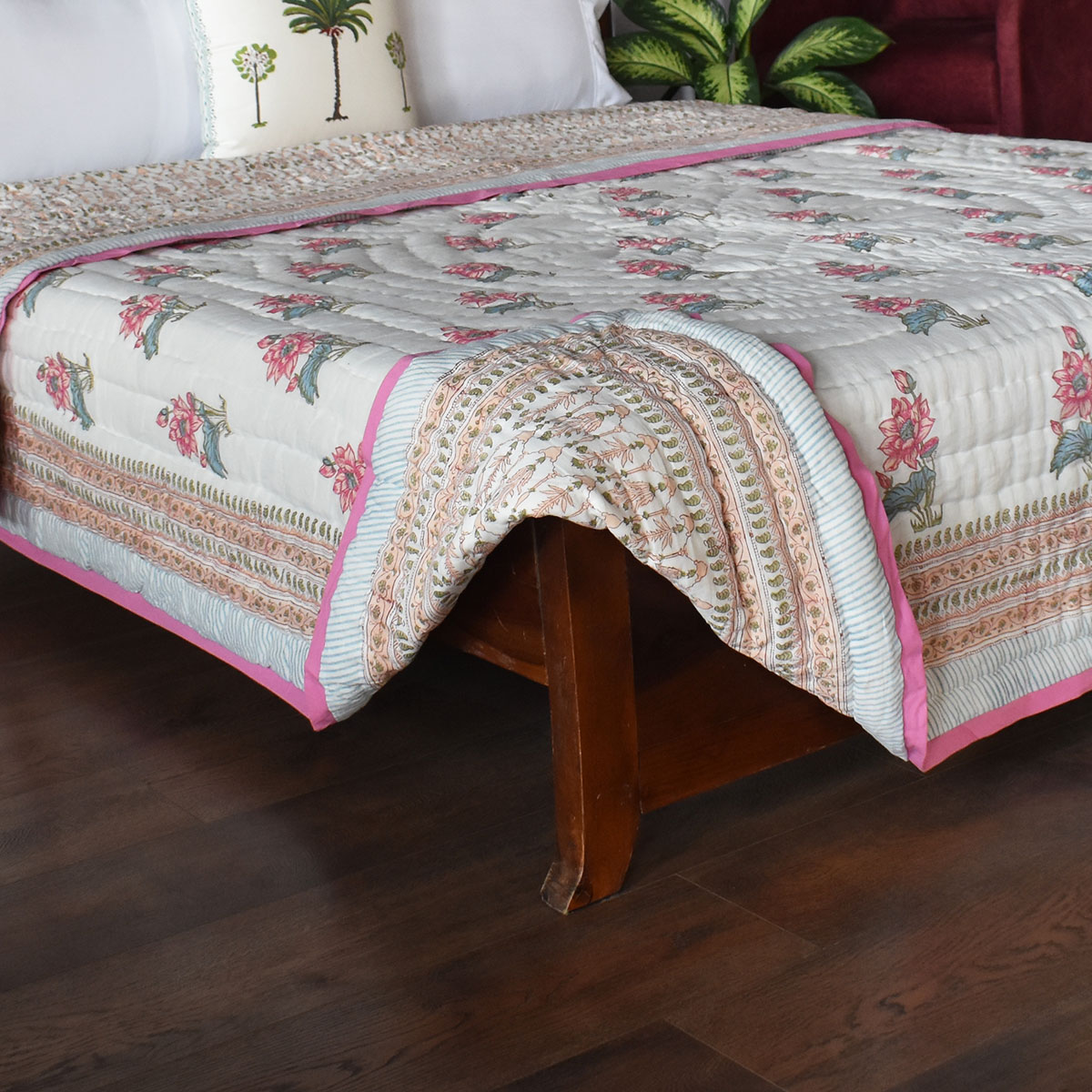 Hand Block Printed Cotton Queen Size Quilt Castle Creeper 251218