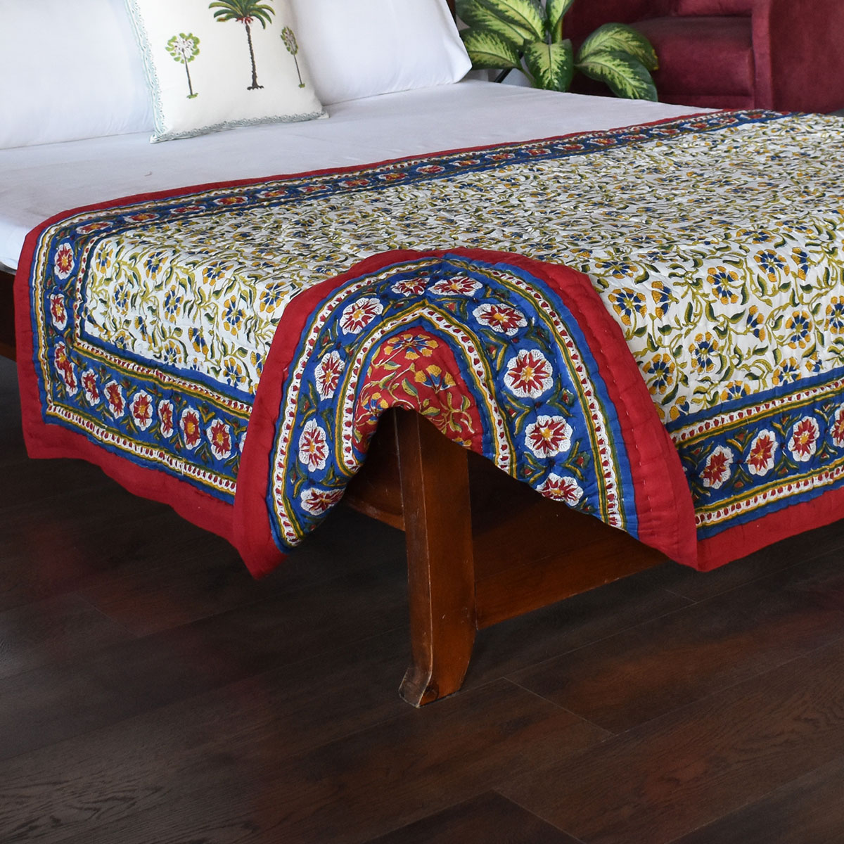 Hand Block Printed Cotton Twin Size Quilt Chakri Red Gud 101748