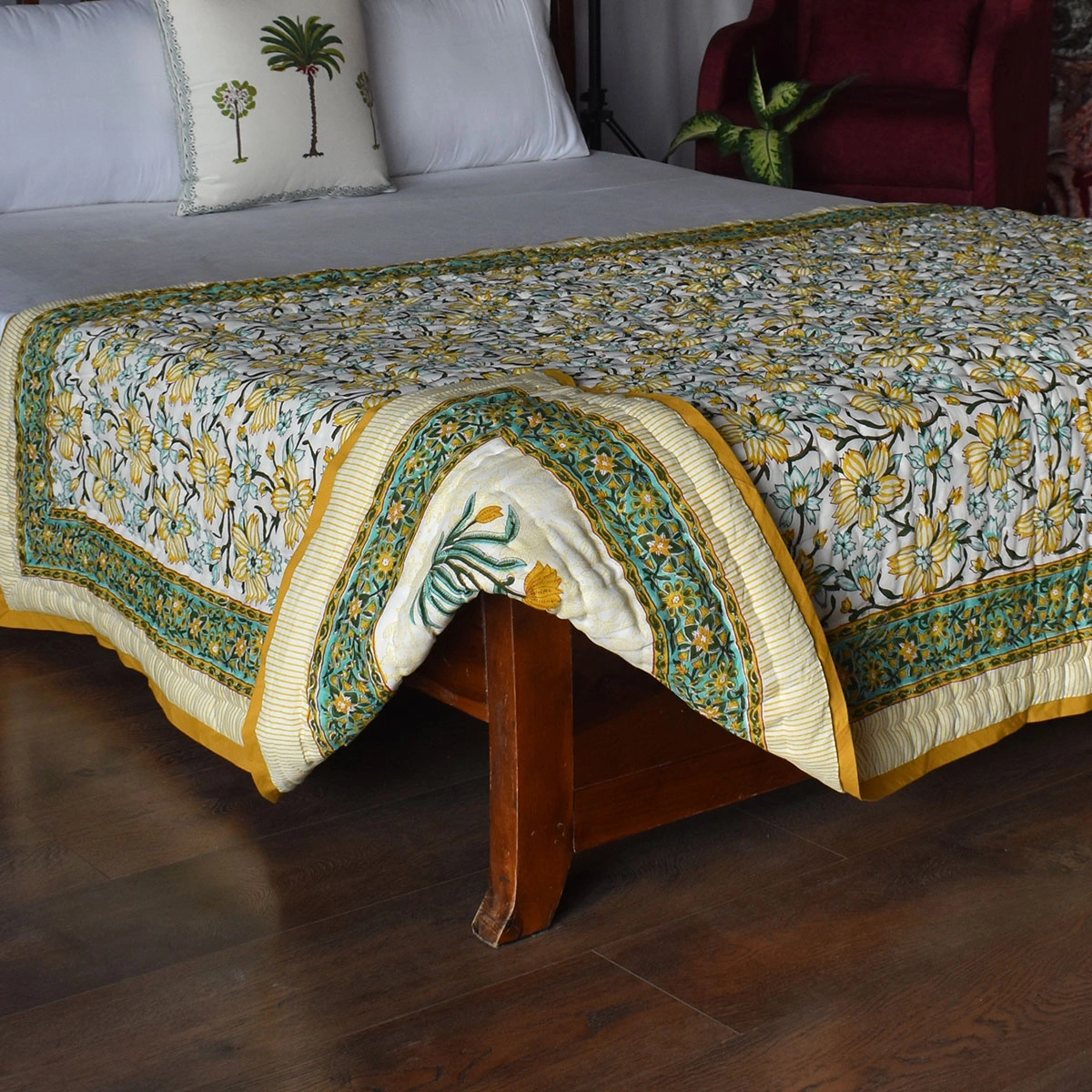 Hand Block Printed Cotton Twin Size Quilt Champa Kali 204564
