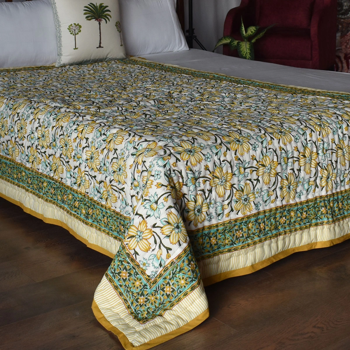 Hand Block Printed Cotton Twin Size Quilt Champa Kali 204564