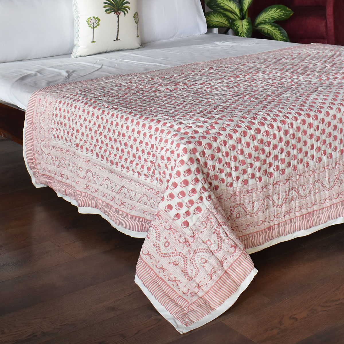 Hand Block Printed Cotton Twin Size Quilt Choti Booti Pink 202411