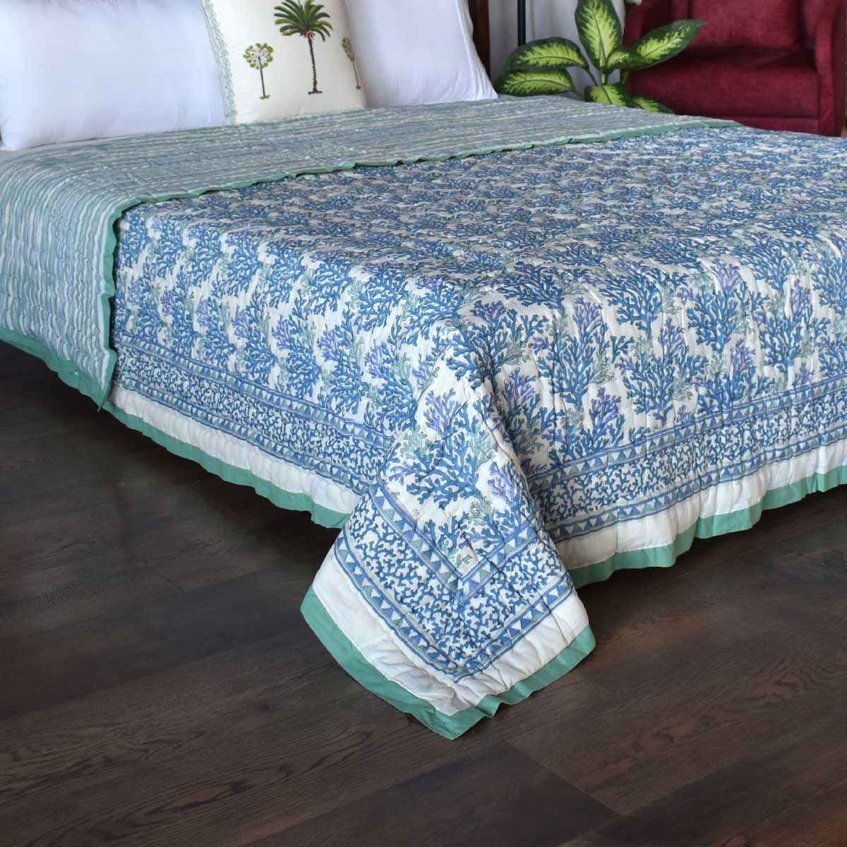 Hand Block Printed Cotton Quilt King Size Coral Multi Blue 502087