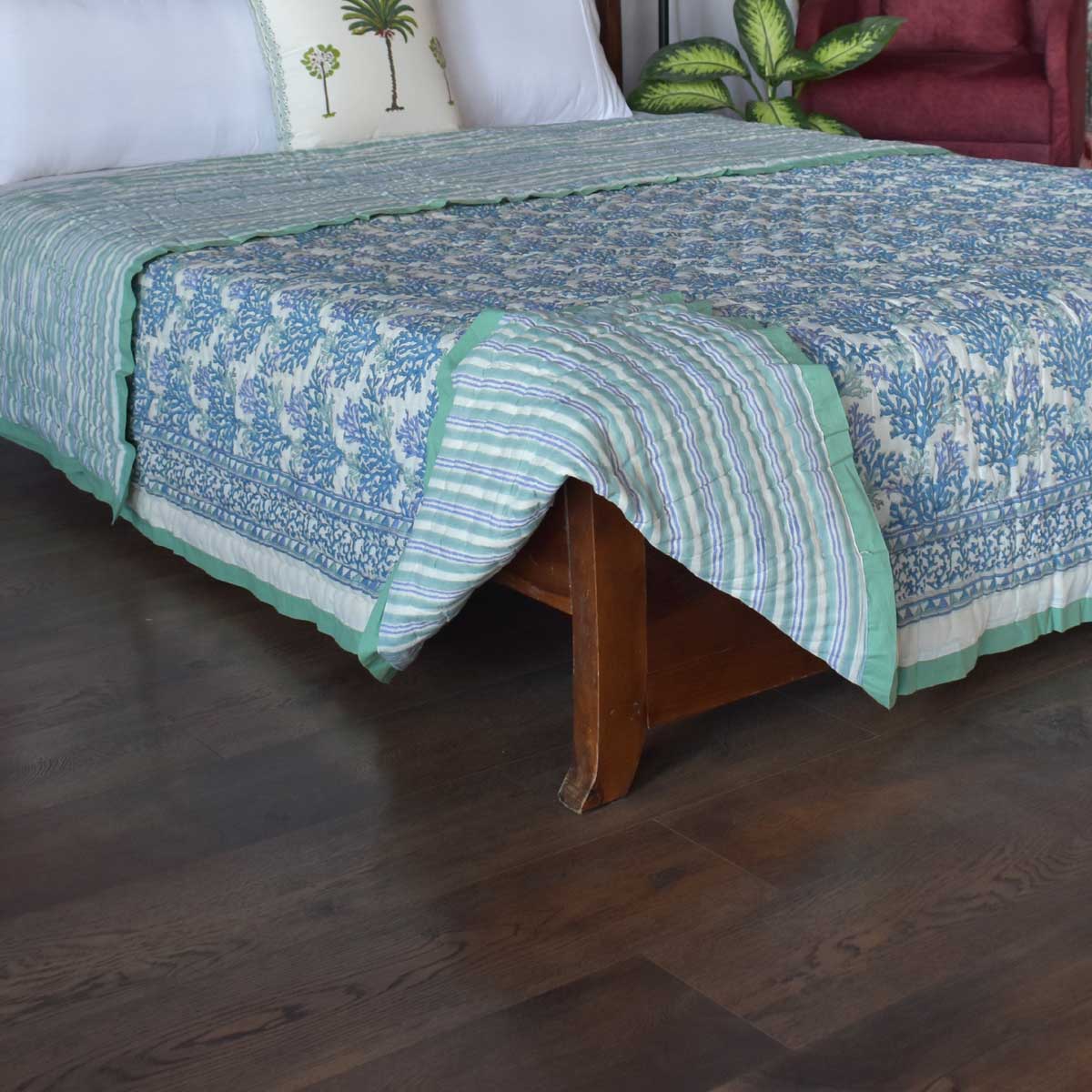 Hand Block Printed Cotton Quilt King Size Coral Multi Blue 502087