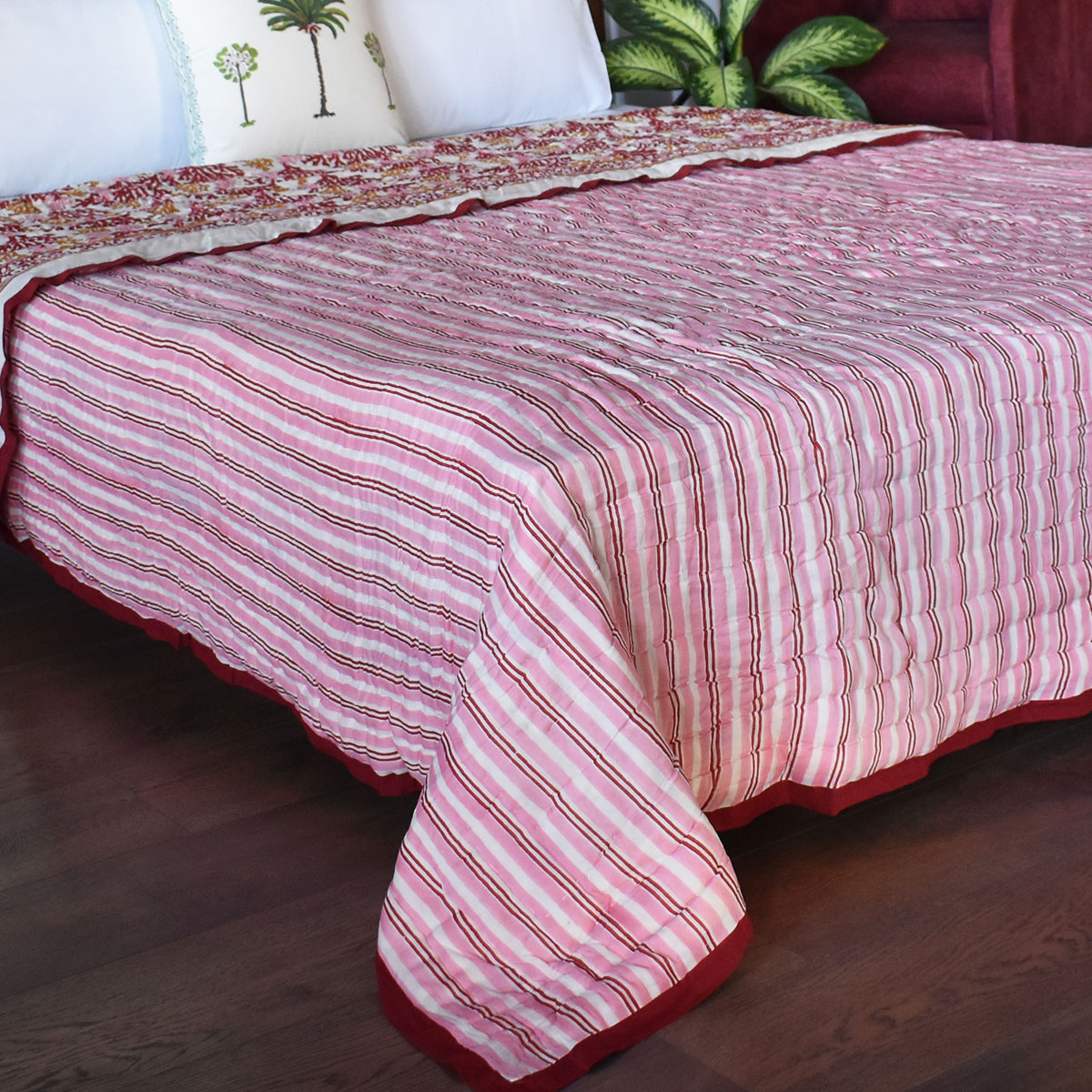Hand Block Printed Cotton Queen Size Quilt Coral Multi Red 701927