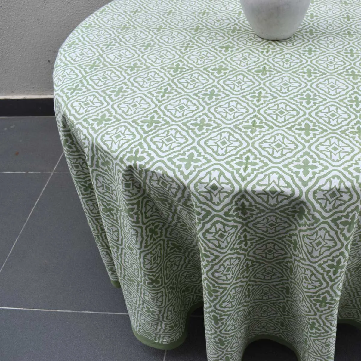 Round 220 cms Cotton French Design Table Cover cross flower celadon green 202601