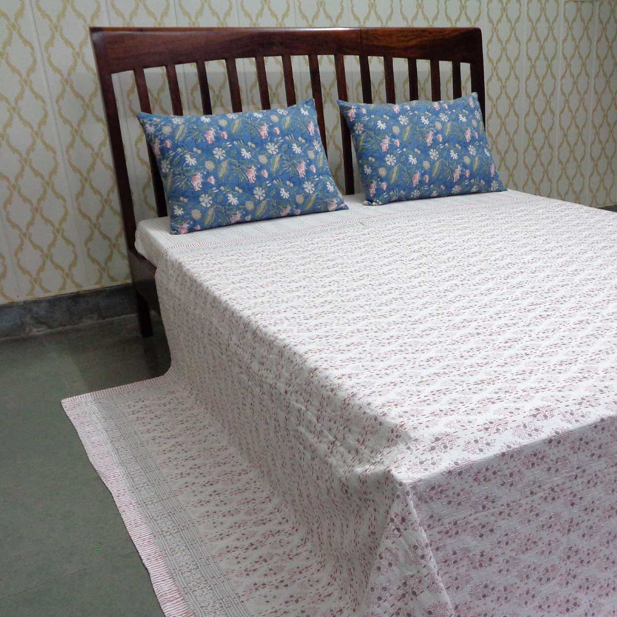 Hand Block Printed Cotton Sanganer Kantha Queen Size Booti Datta Pink 202063