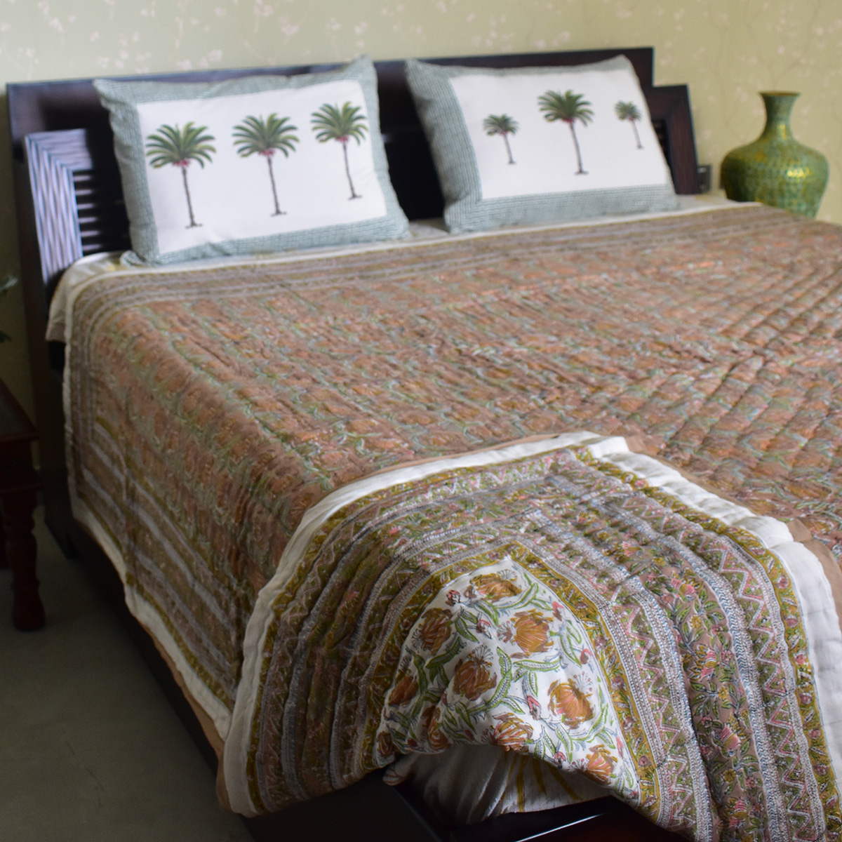Hand Block Printed Cotton Queen Size Quilt  Frost Martini Floral 202219