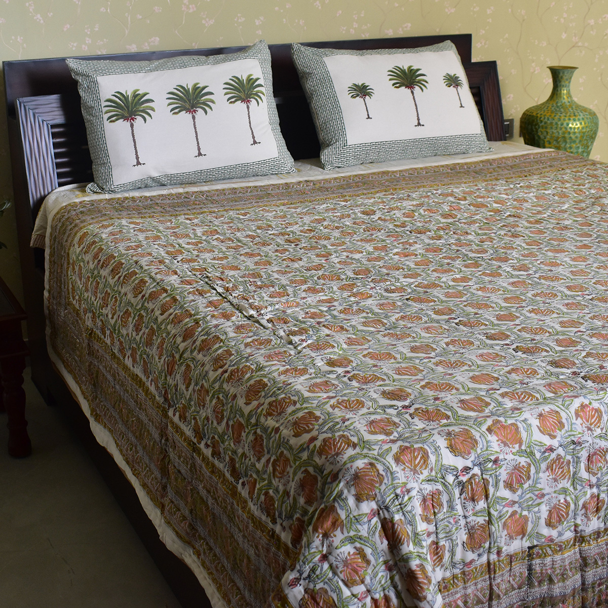 Hand Block Printed Cotton Queen Size Quilt  Frost Martini Floral 202219