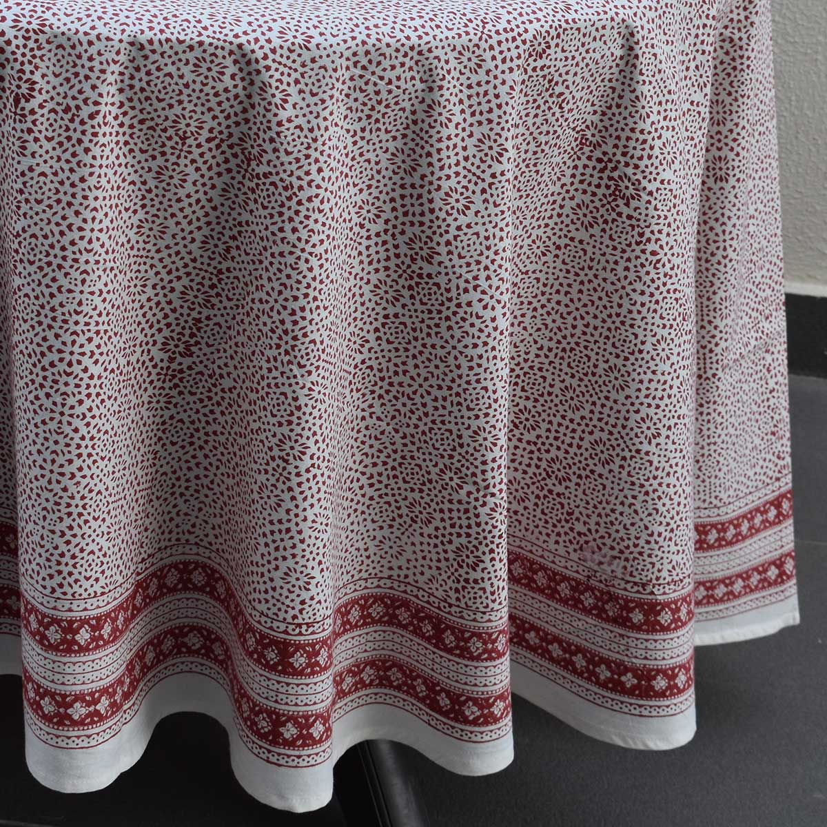 Round 220 cms Cotton French Design Table Cover EKR 17