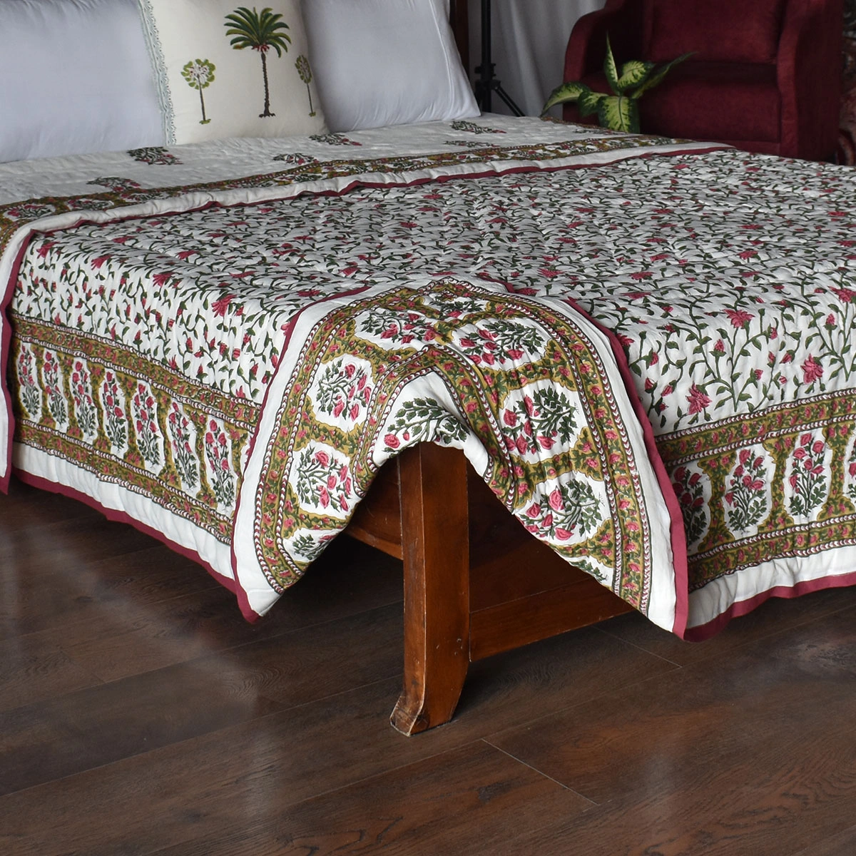 Queen Size Soft Cotton Quilt Handmade Floral Bale Pink 103562