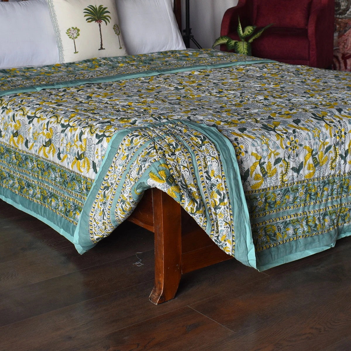 Hand Block Printed Cotton Queen Size Quilt Garden Song Green 260102