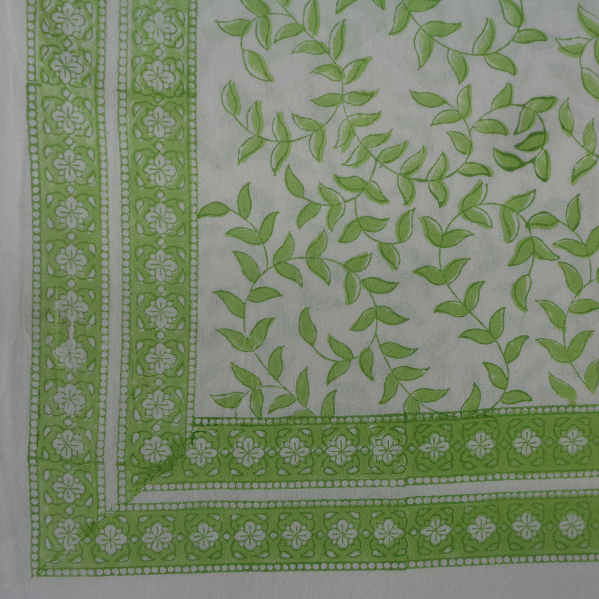 12 Seater Tablecloth 180x340 cms Green Vine Harmony 202407