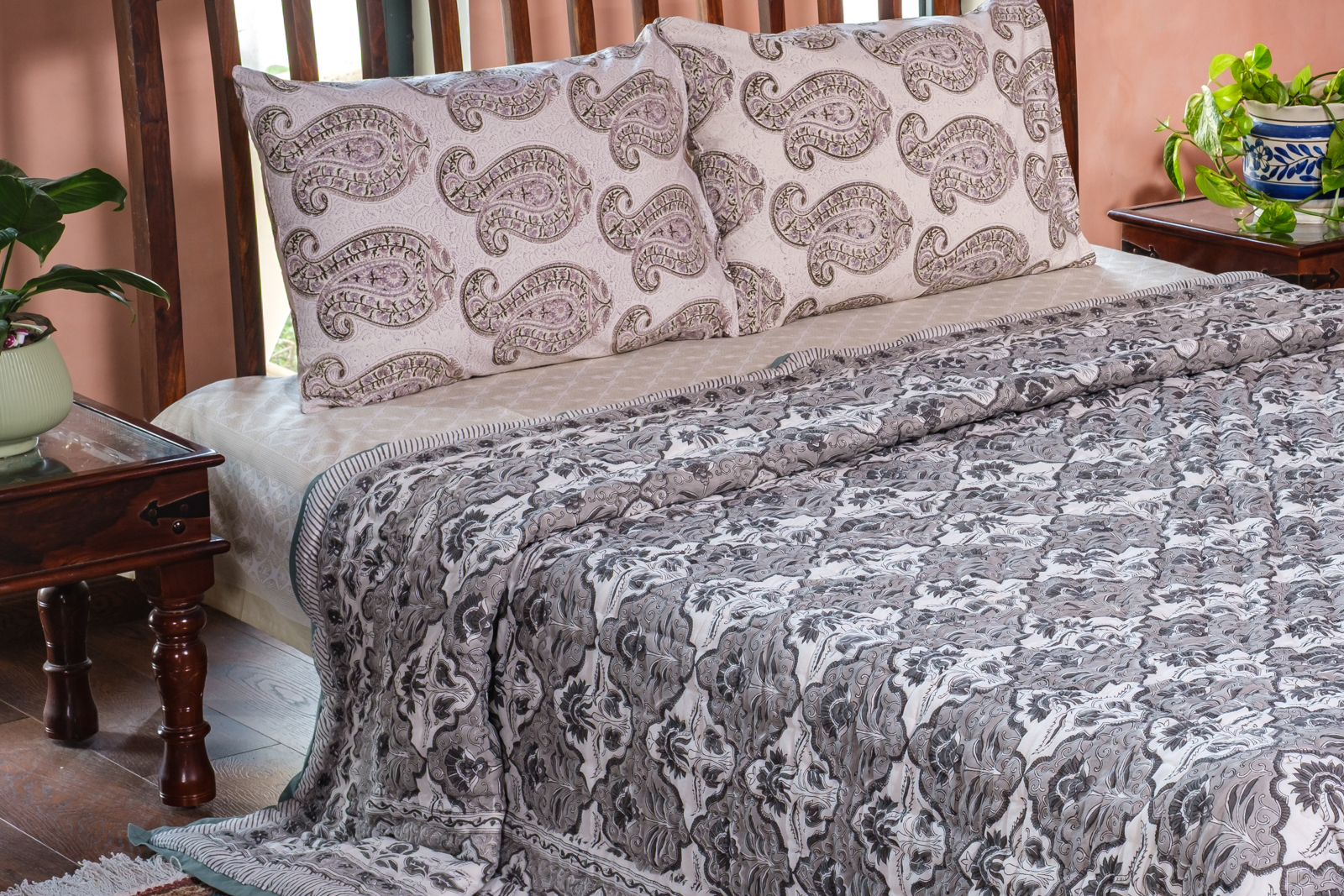 Hand Block Printed Cotton Quilt King Size Grey Boota Patti 700684