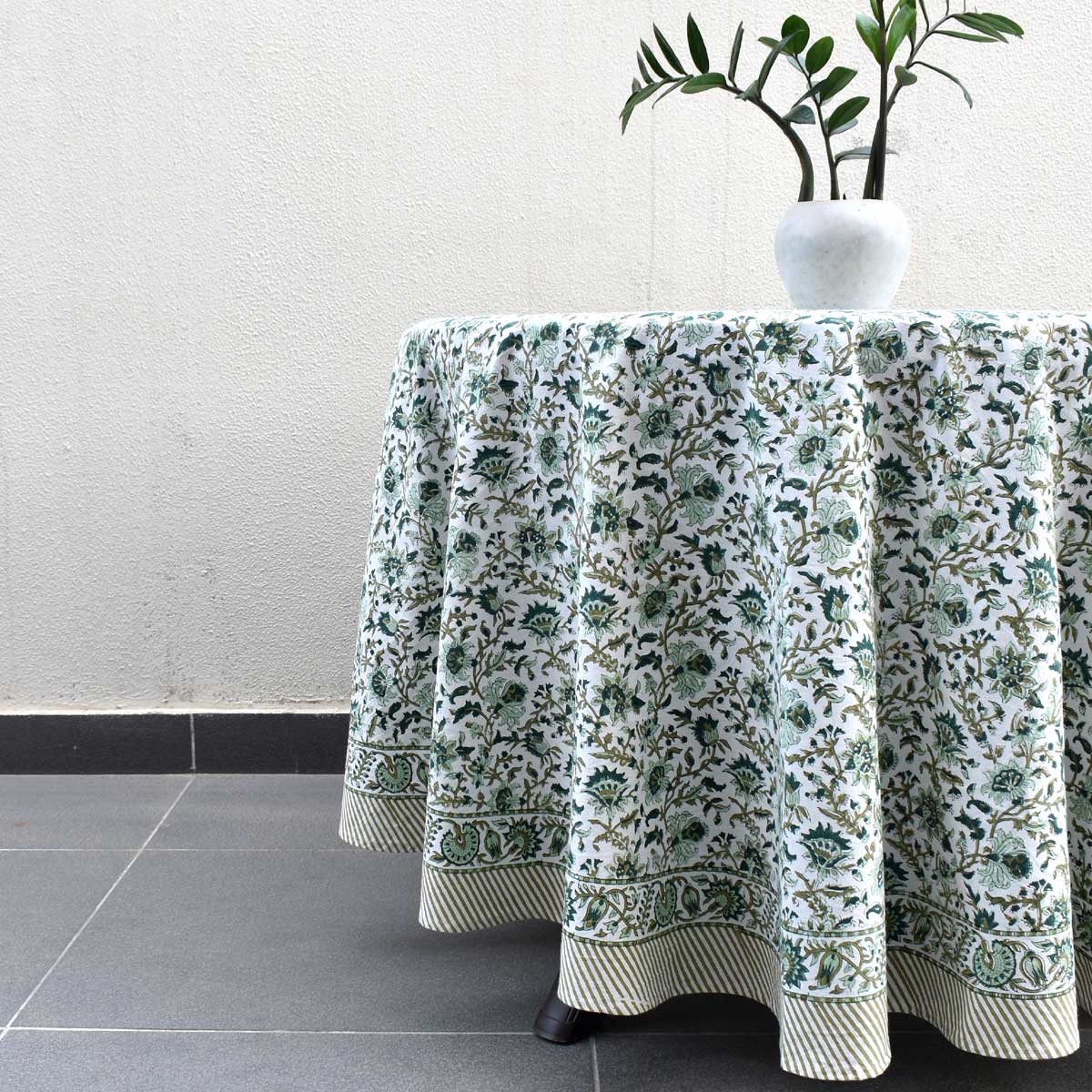 Hand Block Printed Cotton Round Tablecloth 180 cms Hari Bagia Jaal 605170