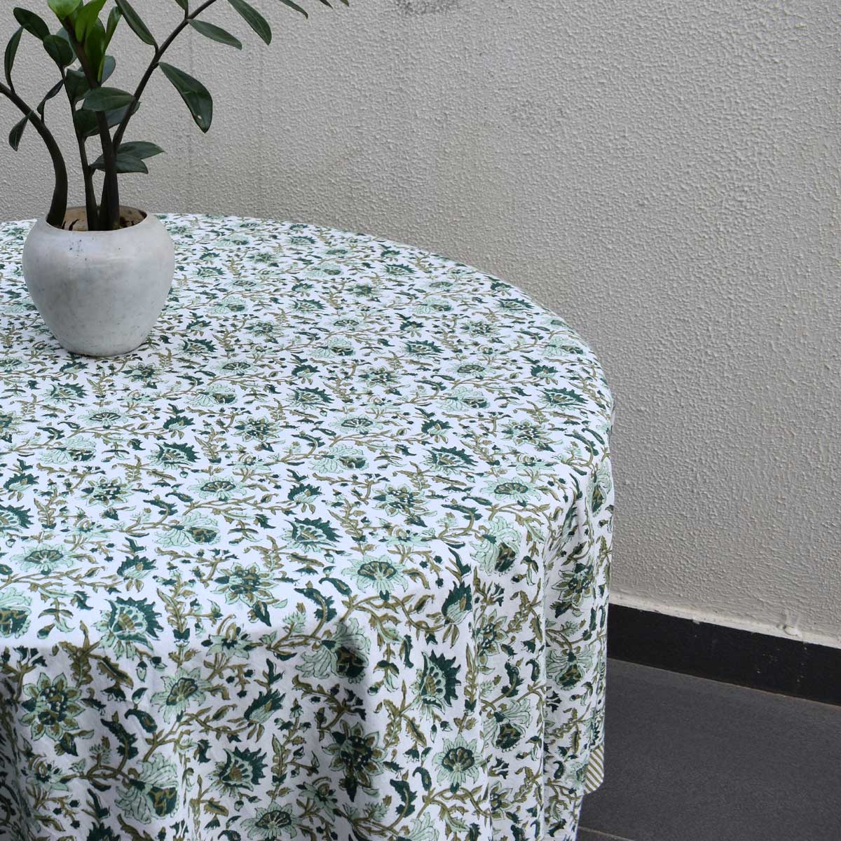 Hand Block Printed Cotton Round Tablecloth 150 cms Hari Bagia Jaal 605170