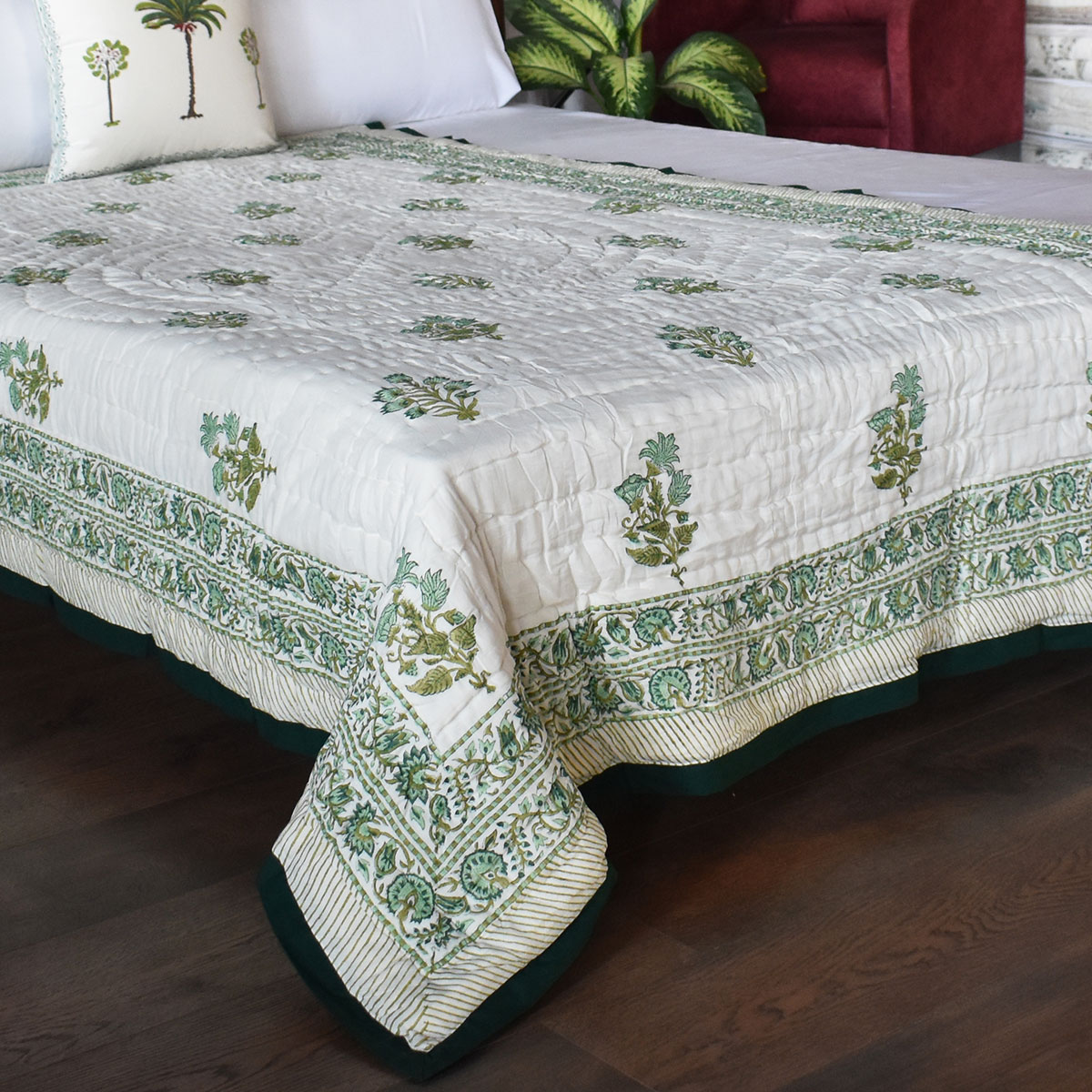 Hand Block Printed Cotton Twin Size Quilt  Hari Bagia Jaal 605170