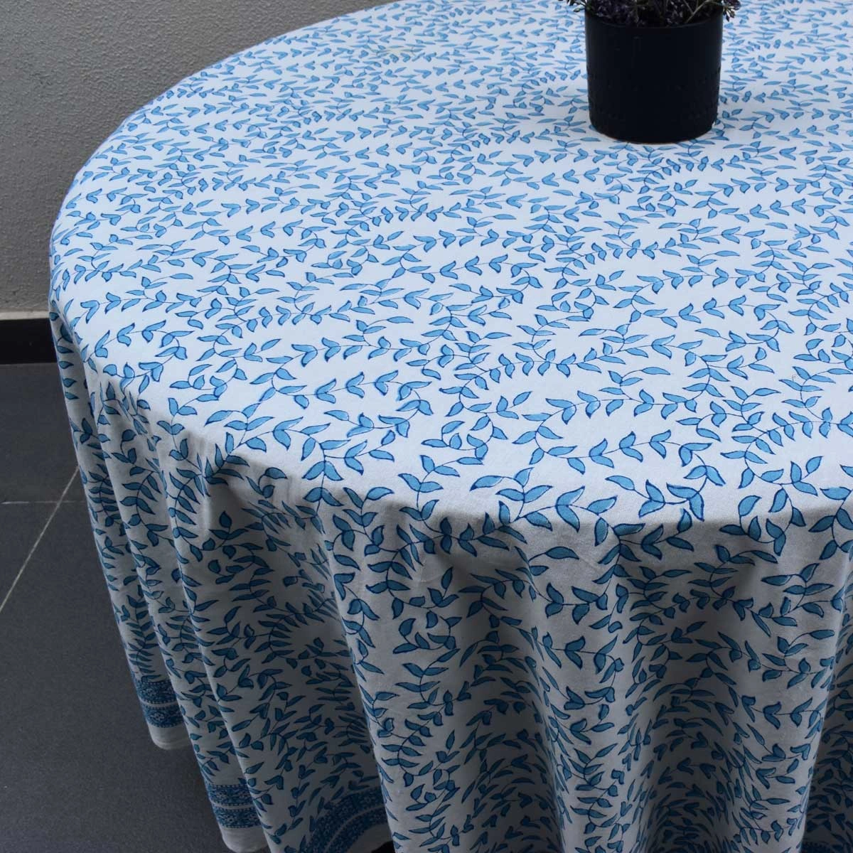 Round 220 cms Cotton French Design Table Cover Harmony Blue Open 260417