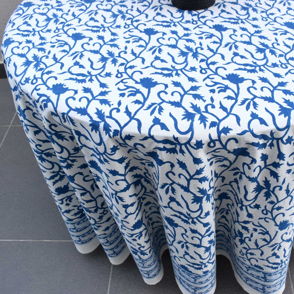 Round 220 cms Cotton French Design Table Cover Indigo Royale 202409