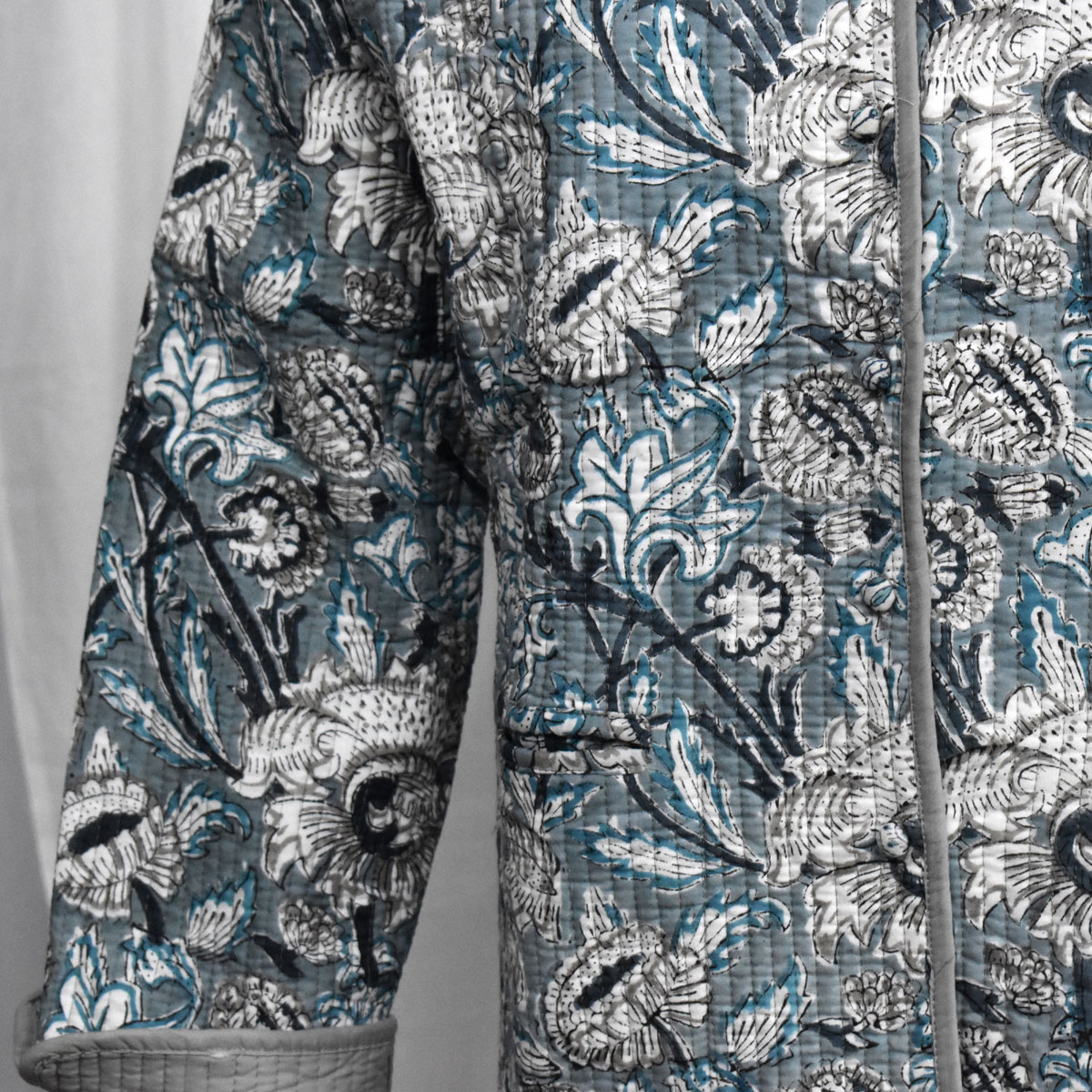 Quilted Jacket Size Short Length Amarnath Grey Gud 108994