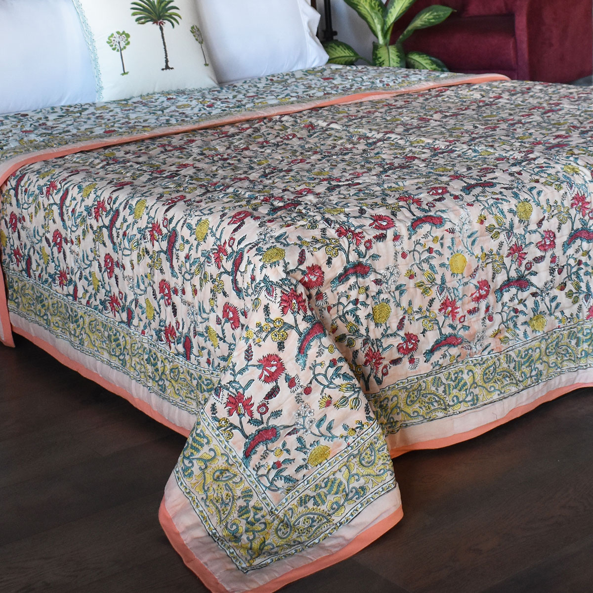 Hand Block Printed Cotton Queen Size Quilt Jungle Flower Peach 501074