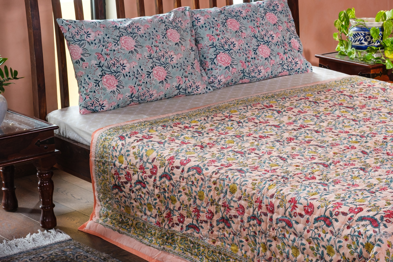 Hand Block Printed Cotton Queen Size Quilt Jungle Flower Peach 501074