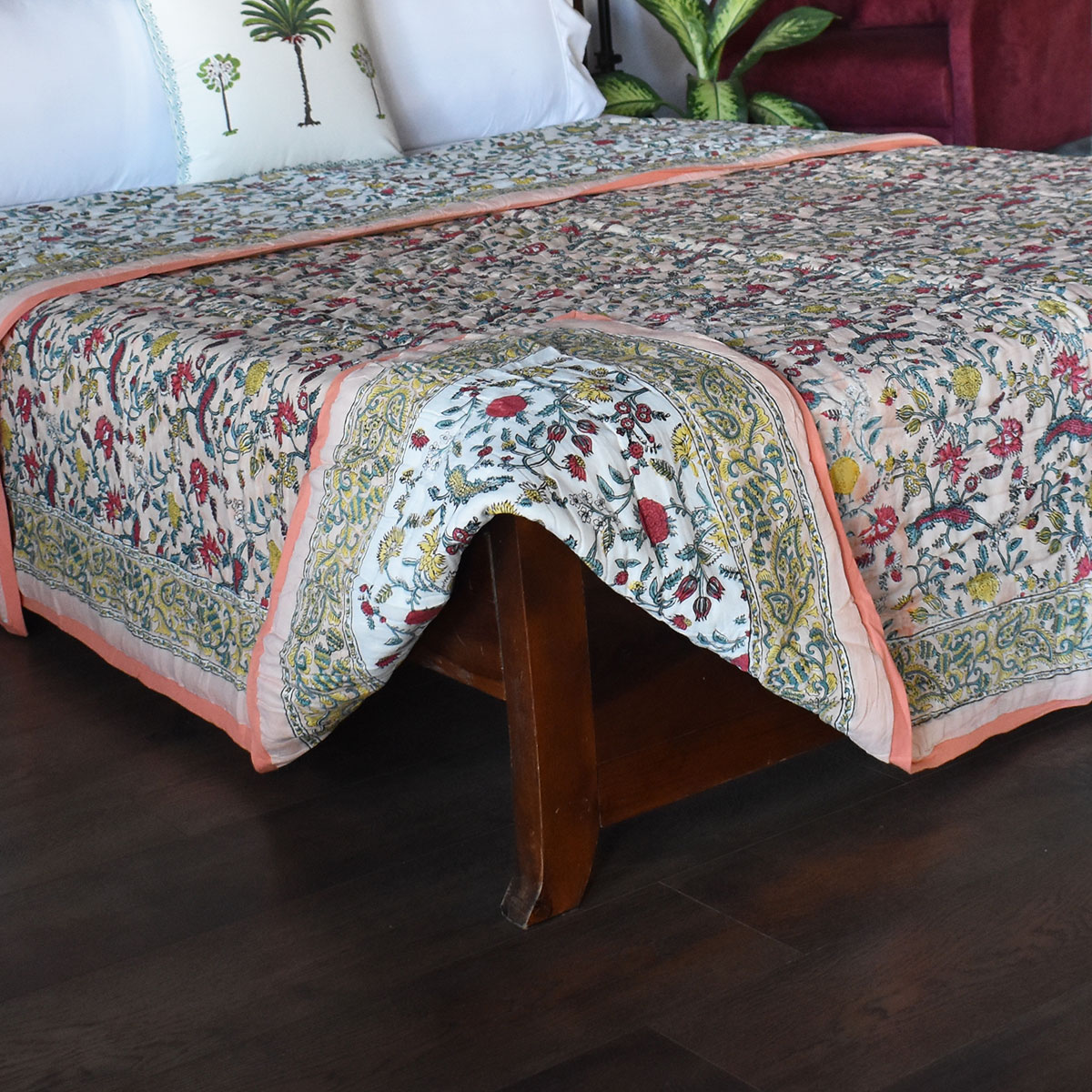 Hand Block Printed Cotton Queen Size Quilt  Jungle Flower Peach 501074