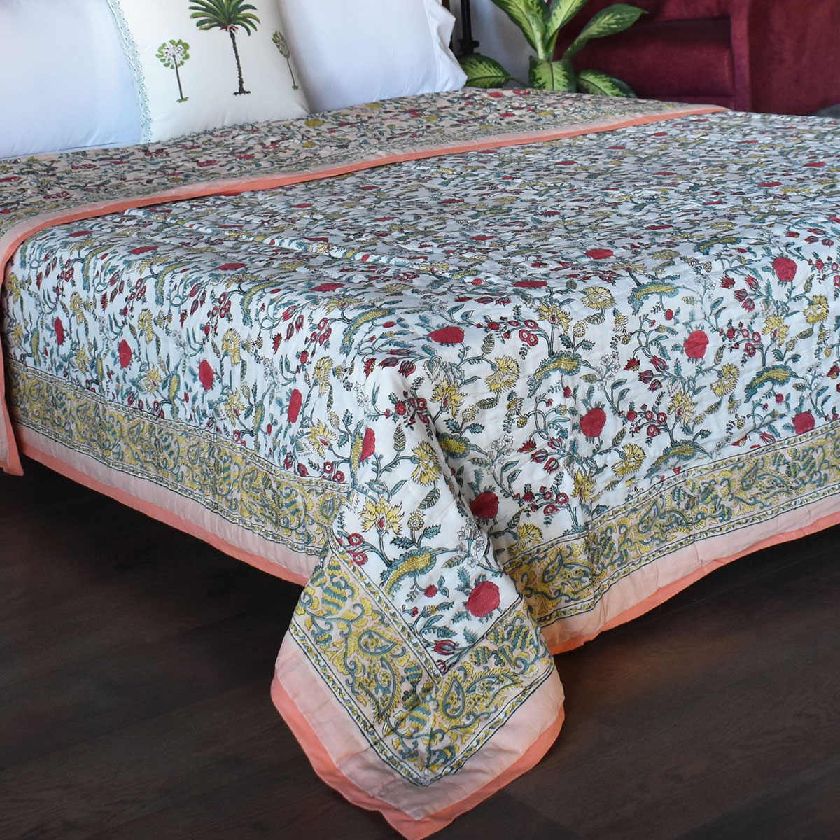 Hand Block Printed Cotton Queen Size Quilt  Jungle Flower Peach 501074