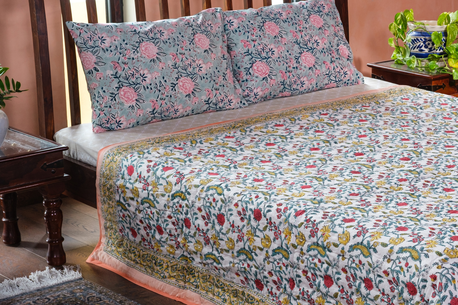 Hand Block Printed Cotton Queen Size Quilt Jungle Flower Peach 501074