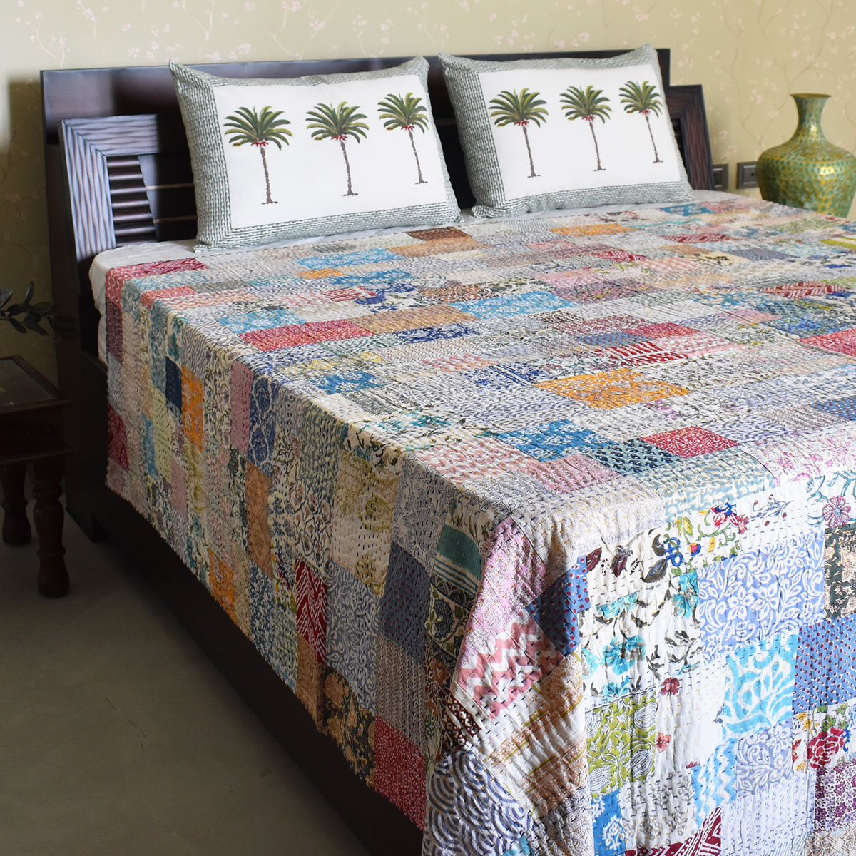 Hand Quilted Kantha Quilt  Artisan-Made Elegance by Roopantaran  251105