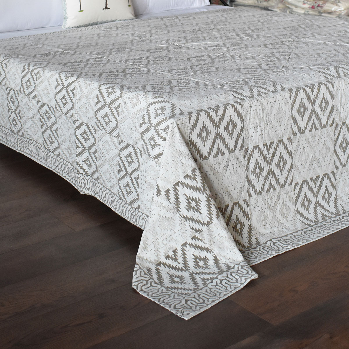 Hand Block Printed Cotton Sanganer Kantha Queen Size Aztec Grey 200898